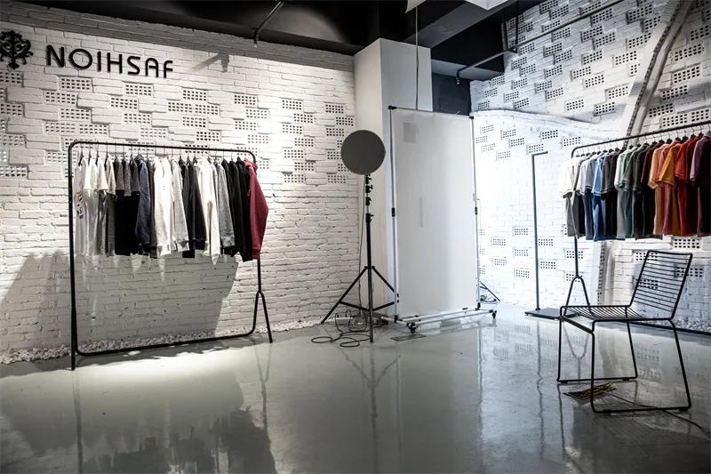 Showroom1