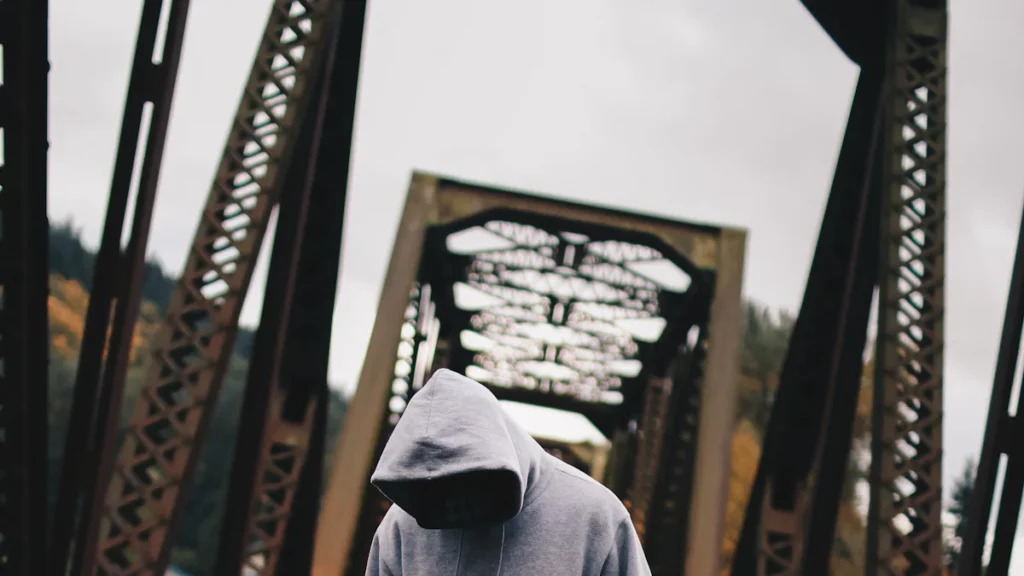 10 Stylish Ways to Wear a Coral Fleece Hoodie 2