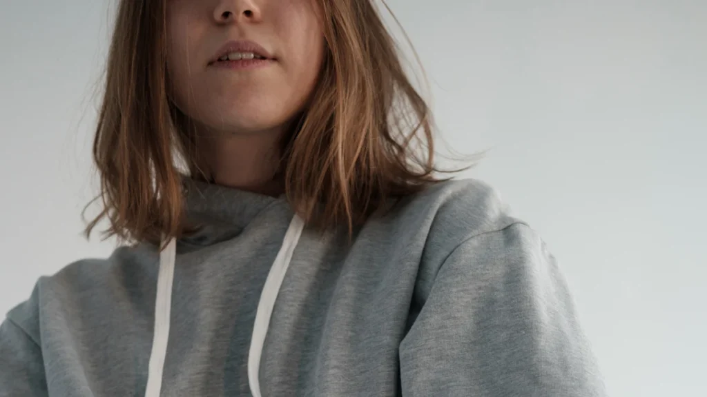 Cotton Hoodies Women vs Polyester Hoodies Women 3