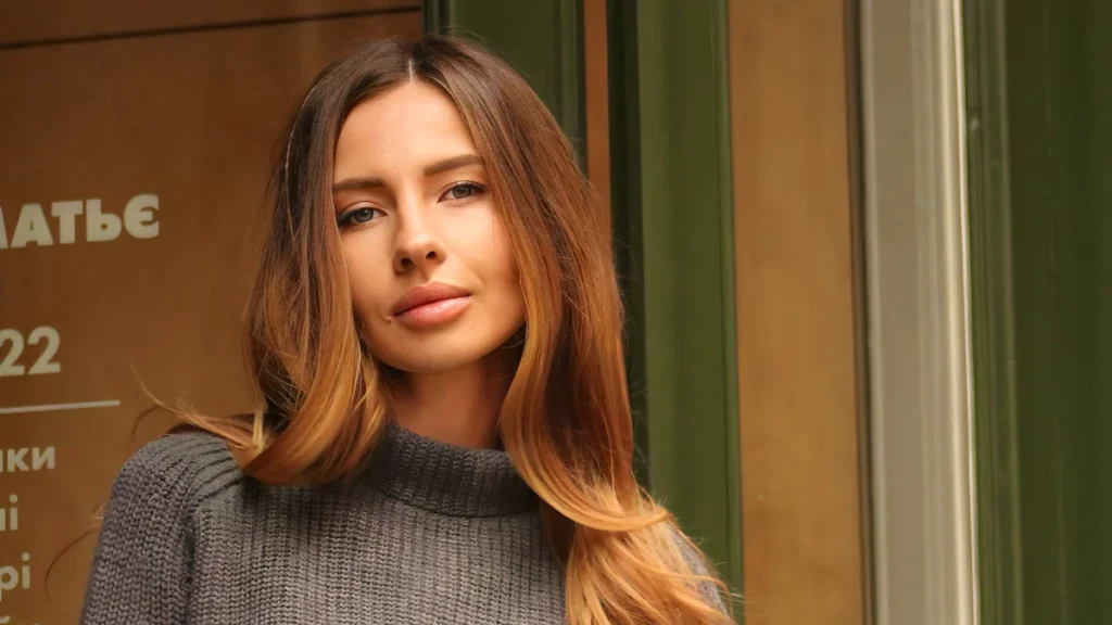 Designer Crew Neck Sweater Trends to Watch in 2025 2