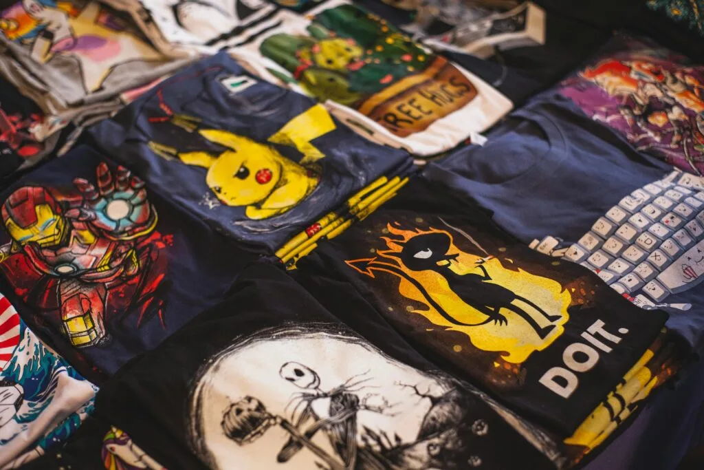 Essential Tips for Washing Fluorescent Print T Shirts 2