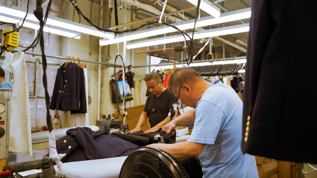 How to Find the Best T Shirt Manufacturers in 2025 3
